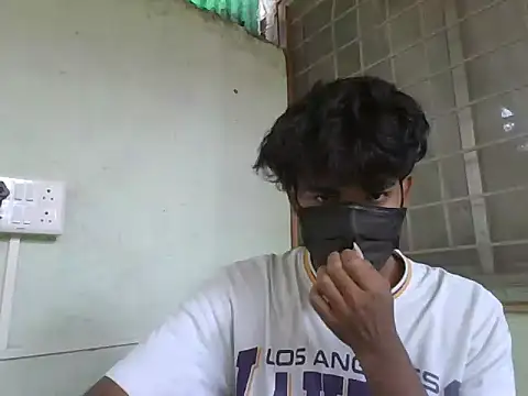 kriZ08 online show from March 2026 04:24:02 AM