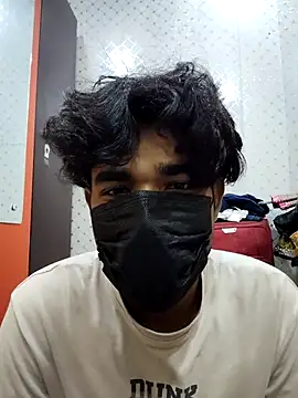 Snapshot of kriZ08 chatting on January 2026 12:19:01 PM kriZ08 online show from January 2026 12:19:01 PM