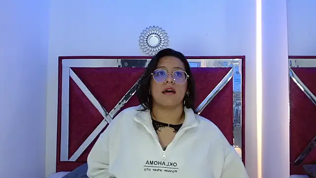 Snapshot of Aria_cloud69 chatting on October 2025 04:30:02 PM Aria cloud69 online show from October 2025 04:30:02 PM