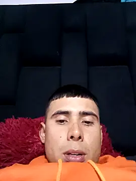 robinhd1234 online show from February 2026 11:48:01 PM