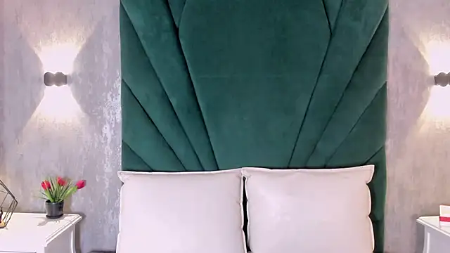 EmiliClarke online show from February 2026 03:29:01 AM