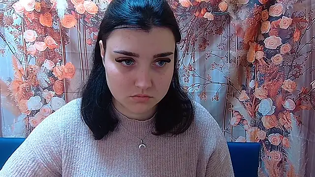 ScarletCargo online show from November 2025 06:06:02 AM