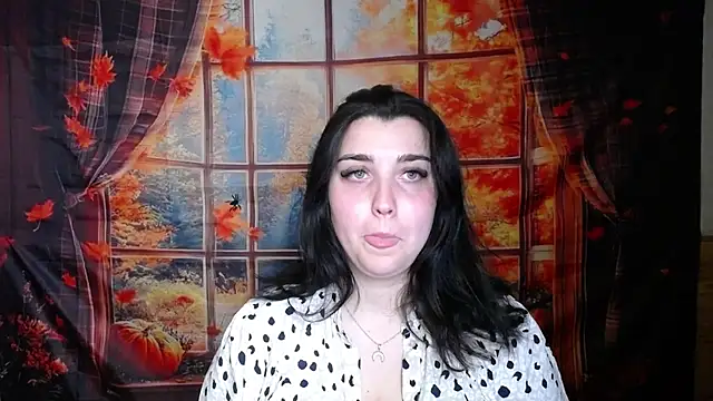 ScarletCargo online show from November 2025 06:23:02 PM