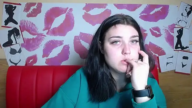 ScarletCargo online show from December 2025 06:08:02 AM