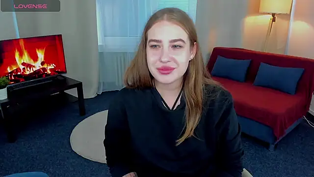 ElaraBloom online show from October 2025 02:04:01 PM