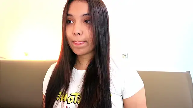 Isabelle Lane online show from April 2026 12:45:02 PM