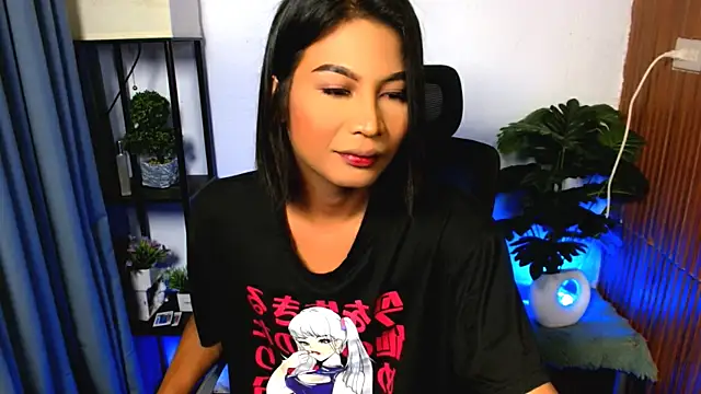 YourPrettyBella TS online show from June 2026 06:02:02 PM
