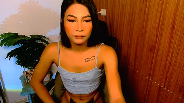 YourPrettyBella TS online show from July 2026 04:39:02 PM