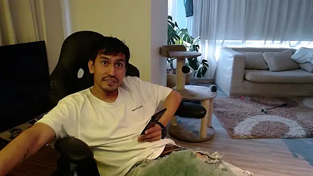 cowboy co online show from November 2025 10:37:02 PM