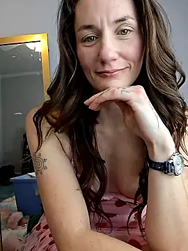 SkyDancerJade online show from April 2026 07:53:01 PM