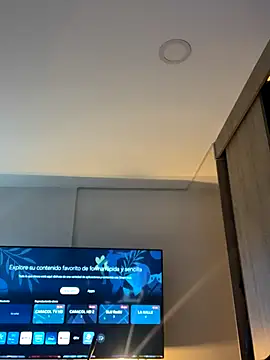 GiaStonne online show from December 2025 03:07:01 AM