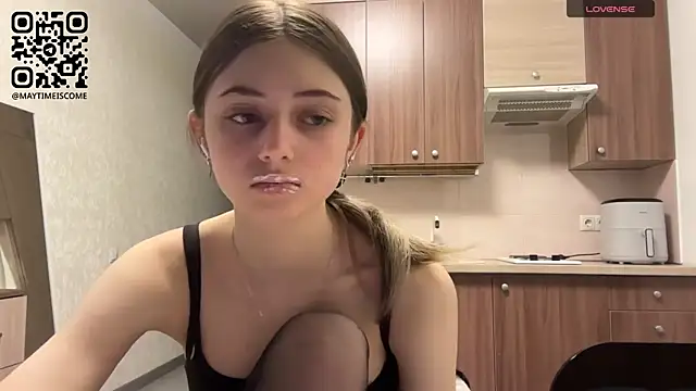 AidaGloshen online show from April 2026 03:57:02 PM