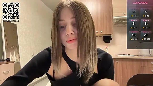 AidaGloshen online show from February 2026 04:07:02 PM