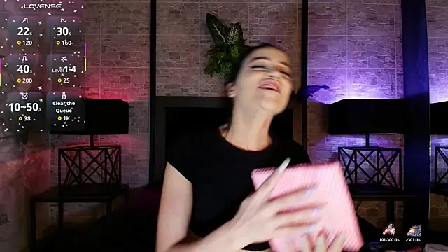 Natasha Dior online show from November 2025 12:42:01 PM