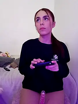 Snapshot of Kira_Blake chatting on November 2025 08:45:01 PM Kira Blake online show from November 2025 08:45:01 PM