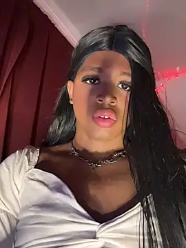 Snapshot of cherxyl_royal chatting on July 2026 03:57:01 PM cherxyl royal online show from July 2026 03:57:01 PM