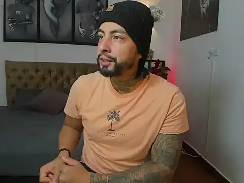 christopher palmerjs online show from November 2025 01:37:02 AM