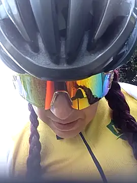 LAPOTRA 04 online show from November 2025 09:13:02 PM