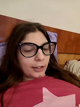 sweetbabygirlforyou online show from March 2026 12:02:02 PM