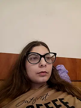 sweetbabygirlforyou online show from March 2026 12:05:01 AM