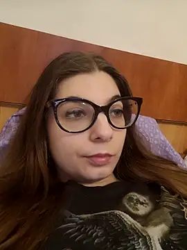 sweetbabygirlforyou online show from April 2026 01:23:02 PM