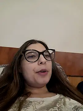 sweetbabygirlforyou online show from February 2026 06:05:02 PM