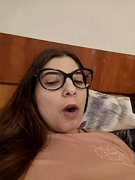 sweetbabygirlforyou online show from December 2025 05:52:02 PM