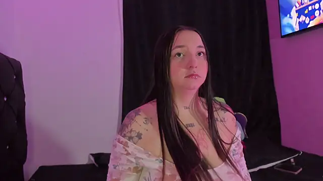 ARESBLUE online show from November 2025 04:44:01 AM