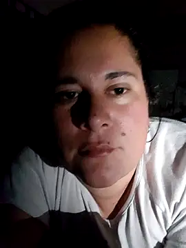 Clara Arg online show from November 2025 04:39:01 AM