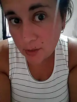 Snapshot of Clara_Arg chatting on February 2026 10:42:02 PM Clara Arg online show from February 2026 10:42:02 PM