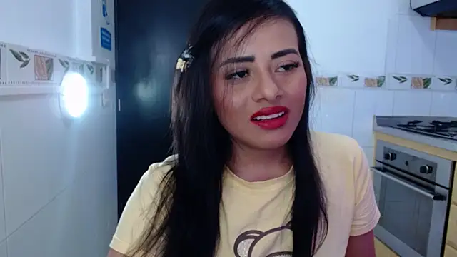 Snapshot of karla_al chatting on December 2025 08:08:02 PM karla al online show from December 2025 08:08:02 PM