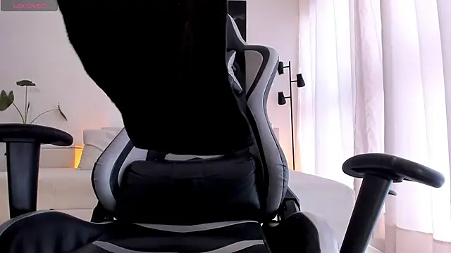 IamKael  online show from January 2026 05:49:02 PM