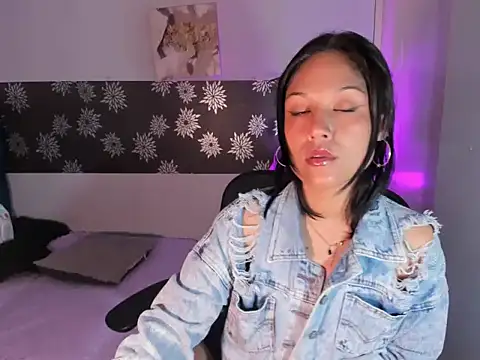 SamaradelaRoux online show from January 2026 07:15:01 AM