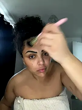 CaramelCarmenxox online show from December 2025 02:59:01 PM