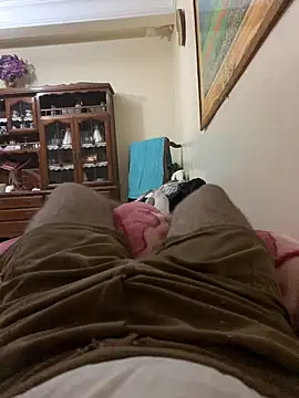 Unique-Man online show from November 2025 07:06:01 PM