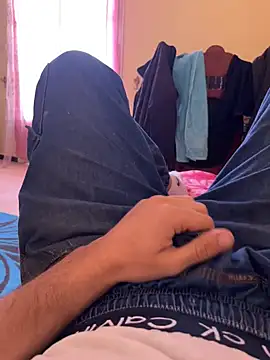 Unique-Man online show from February 2026 01:10:01 PM