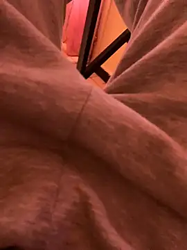 Unique-Man online show from November 2025 12:16:01 PM