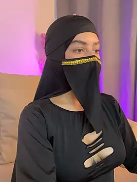 shaima   online show from April 2026 07:42:01 PM