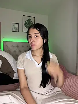 BIJOU SECRET online show from March 2026 03:17:01 AM