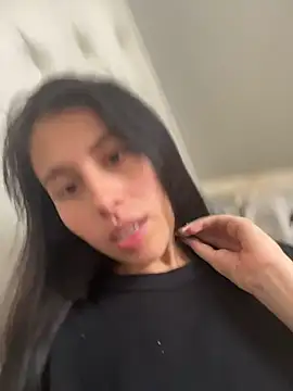 BIJOU SECRET online show from November 2025 04:40:01 PM