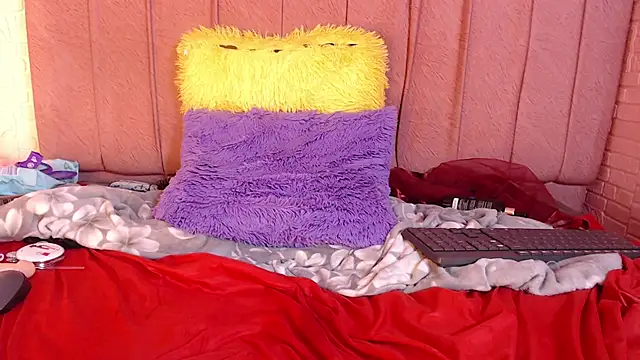 marceline cutte online show from December 2025 11:32:02 PM