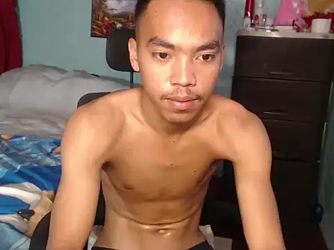 slimraz02 online show from March 2026 03:21:02 AM