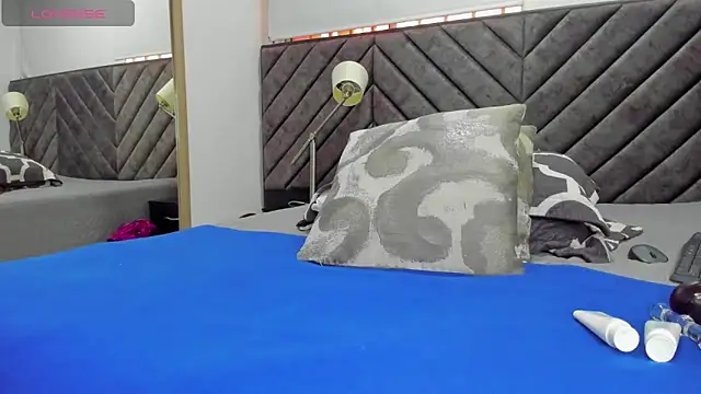 Snapshot of laliItaclark chatting on November 2025 11:46:02 AM laliItaclark online show from November 2025 11:46:02 AM