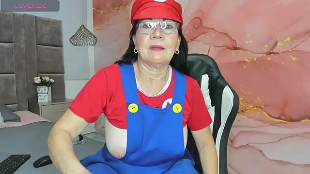 laliItaclark online show from April 2026 11:36:01 AM