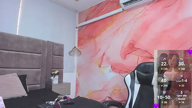 laliItaclark online show from April 2026 11:45:01 AM