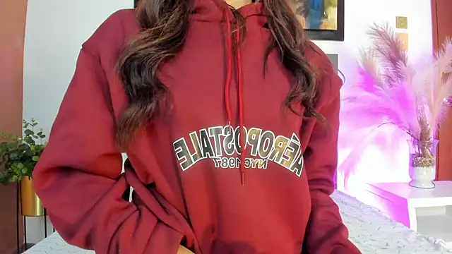 Snapshot of KeimyWilde chatting on February 2026 06:07:02 PM KeimyWilde online show from February 2026 06:07:02 PM