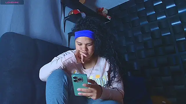 Snapshot of Kesha_rosse_ chatting on January 2026 09:49:01 AM Kesha rosse online show from January 2026 09:49:01 AM