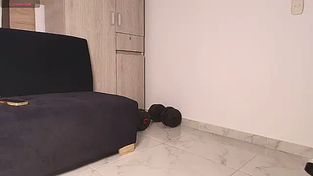 Kesha rosse  online show from March 2026 05:15:01 AM