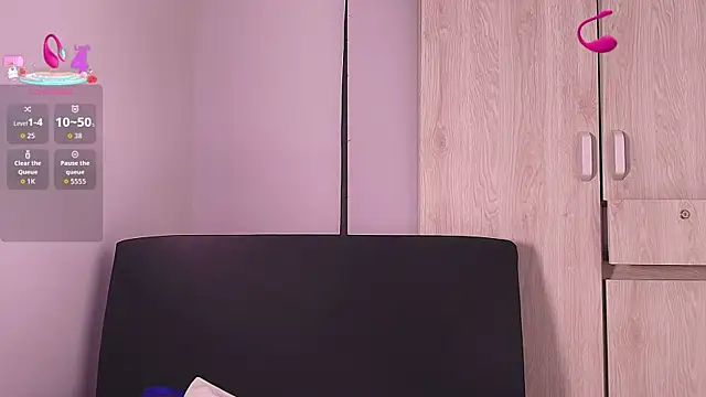 Kesha rosse  online show from March 2026 05:20:02 AM