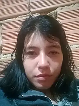 Angeline Thompson online show from November 2025 05:12:02 AM